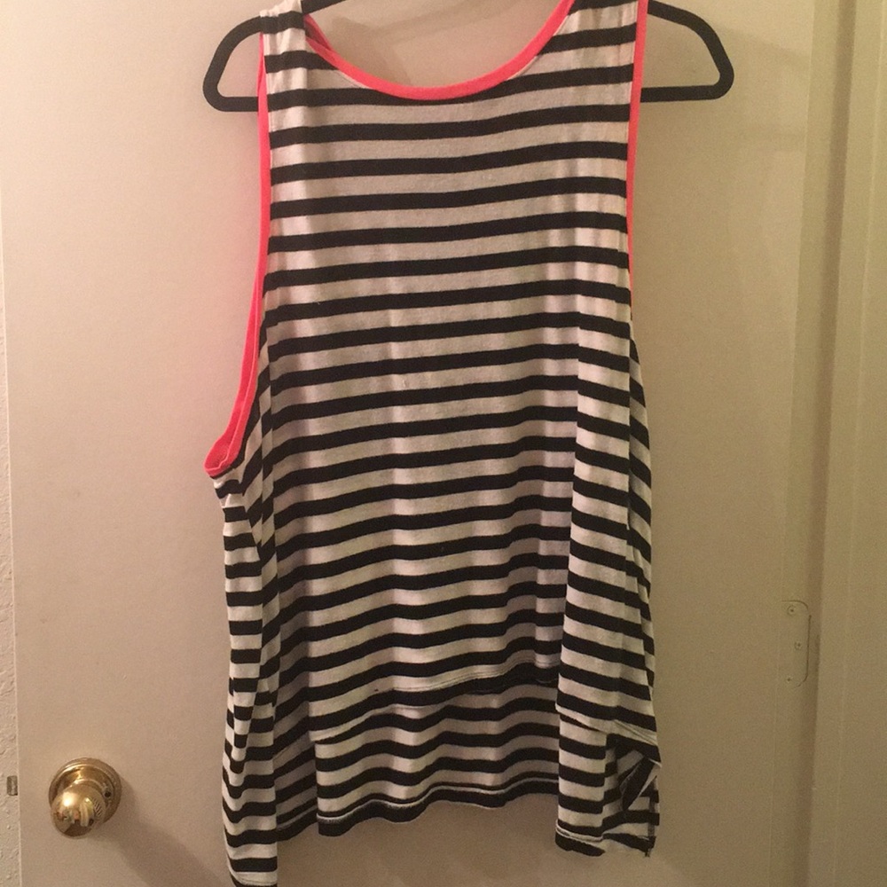 AE muscle tank